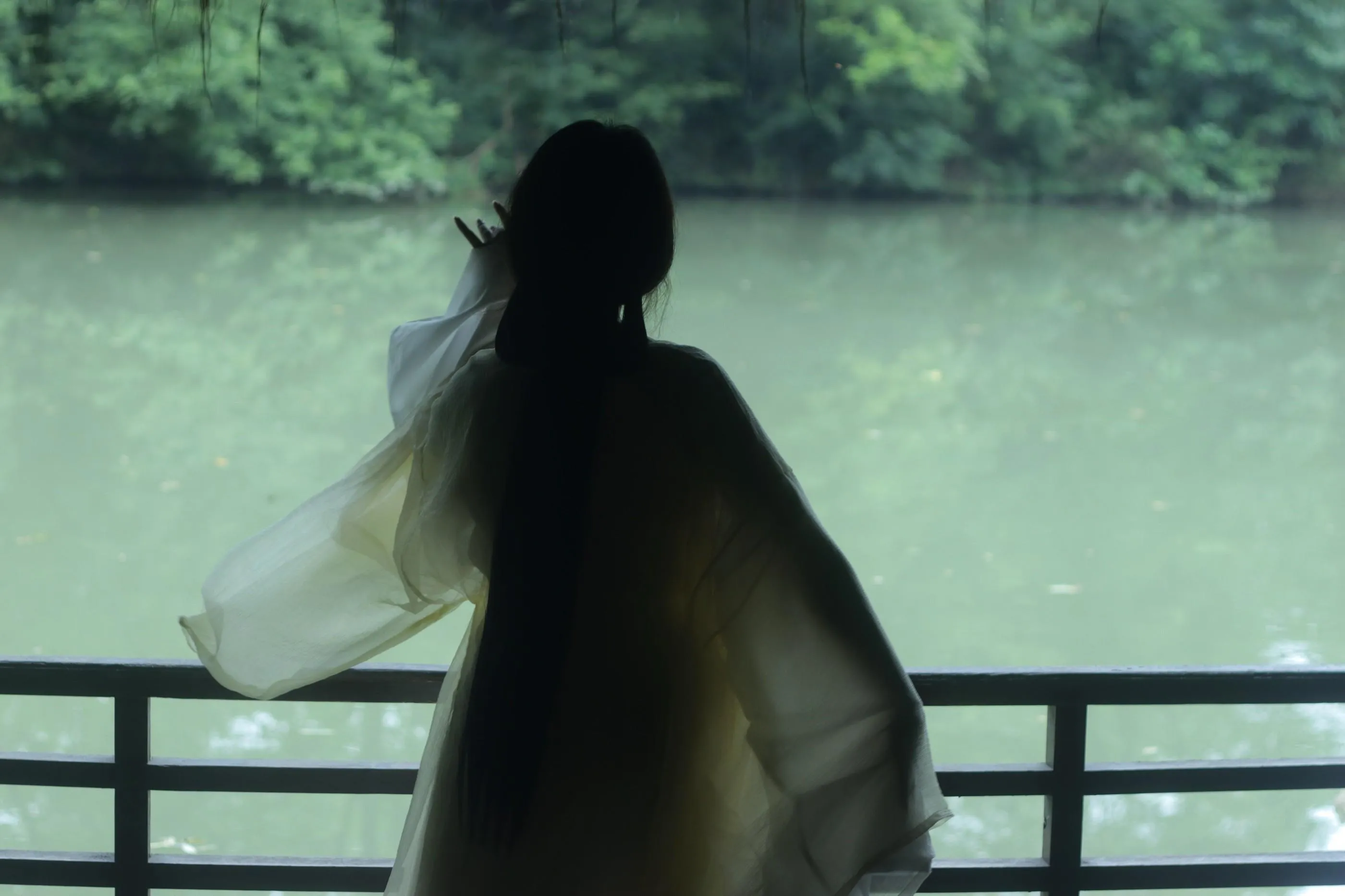 [YITUYU艺图语]2022.08.24 江南曲 一只高高 [23P]插图